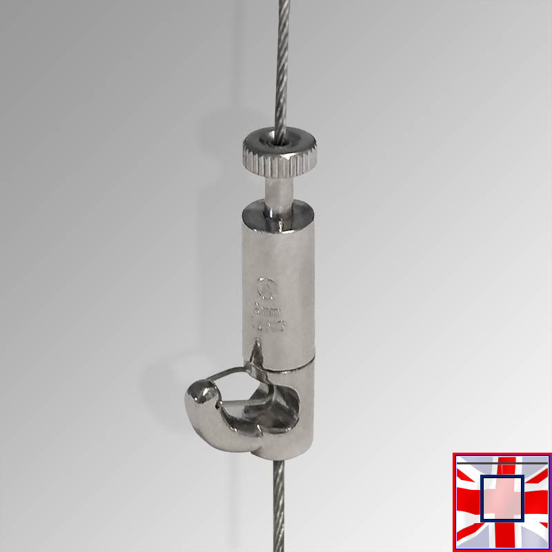 Rug Hanging Solution – U Rail Compatible
